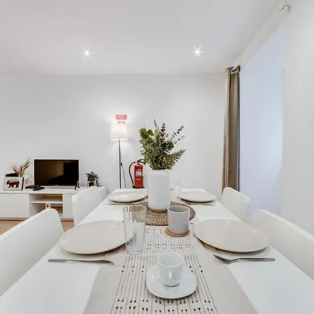 Taipas Cozy * Lisbon