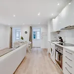 Apartment Taipas Cozy *